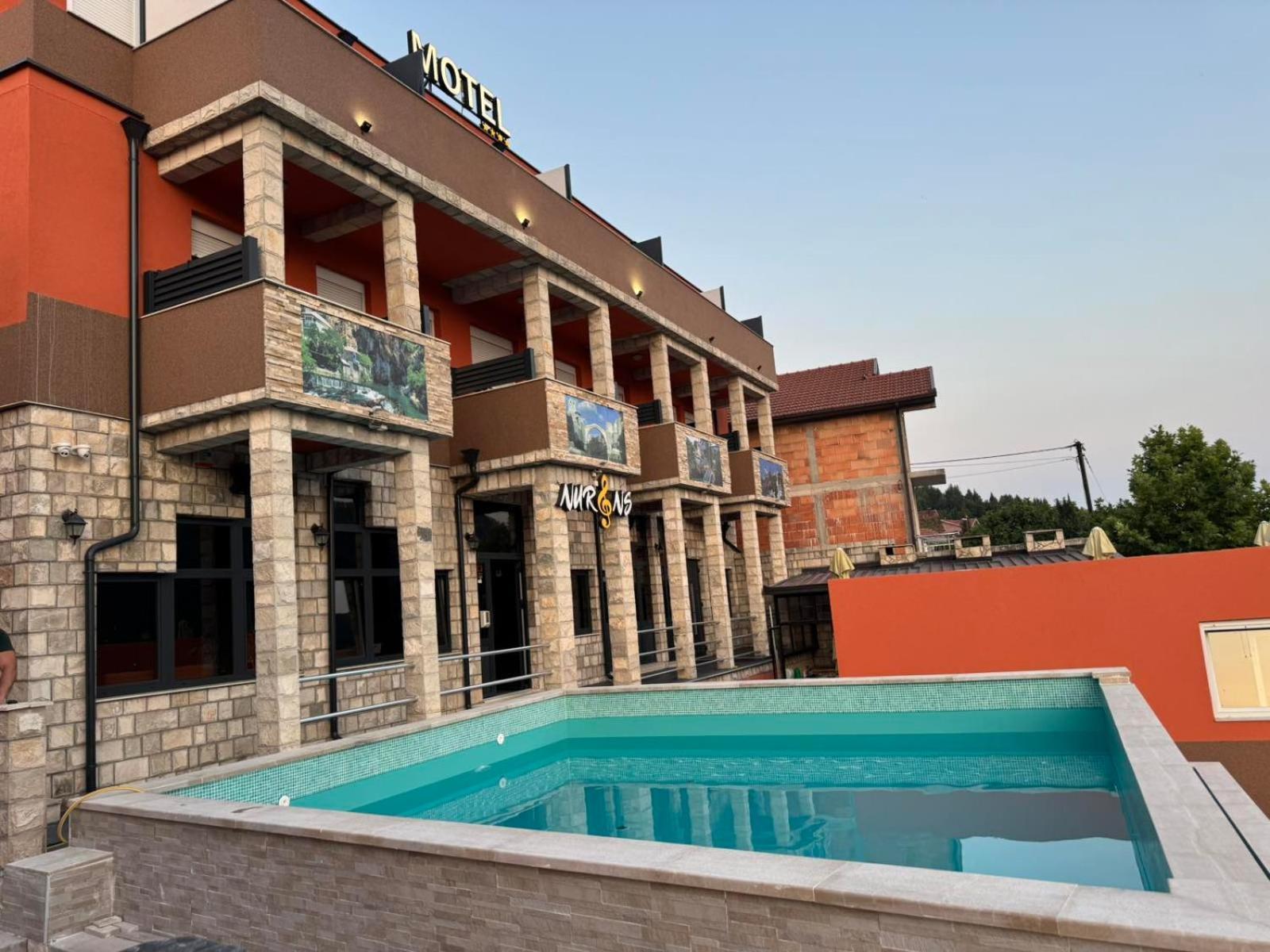 Nur Motel *